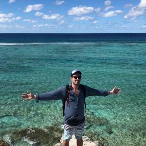 Meet your Posher, Cory